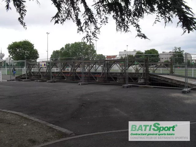 Batisport pont provisoire tribune.